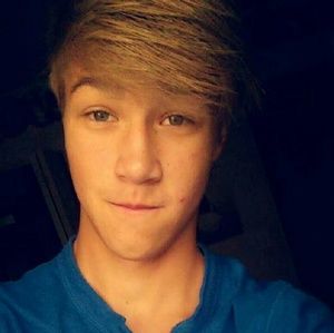 Meet your Posher, Blake