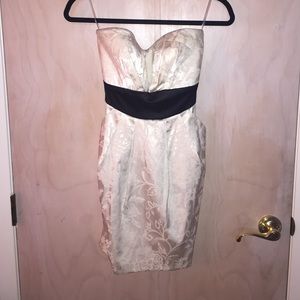 Sweetheart cut dress