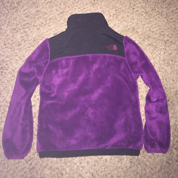 Girls Fuzzy North Face Jacket - Picture 2 of 4
