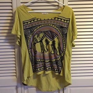 UO Elephant High Low Tee