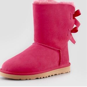 Neon pink Bailey bow UGG Authentics
