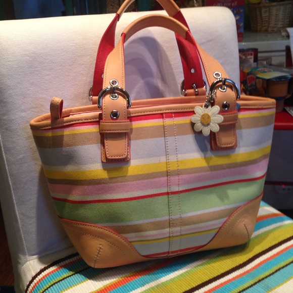 Coach Handbags - Authentic coach bag new no tags