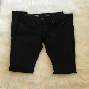 Black skinny jeans