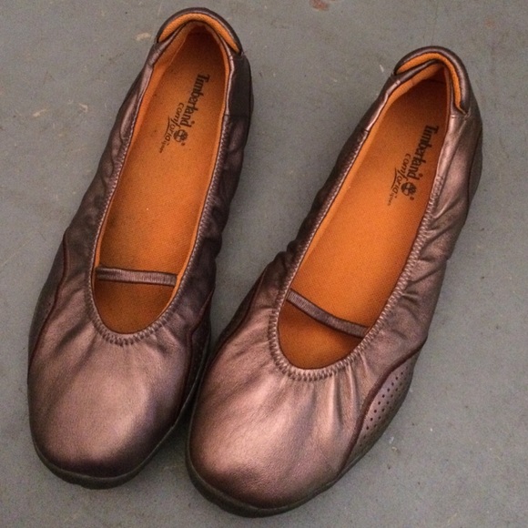Ballet flats