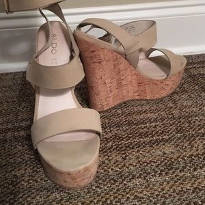 ALDO NEVER WORN! Nudge wedges