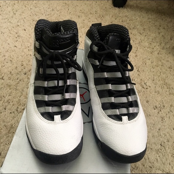 JORDAN 10 RETRO