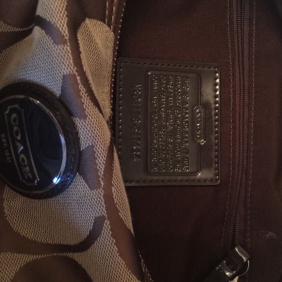 Coach shoulder bag (authentic) - Picture 2 of 4