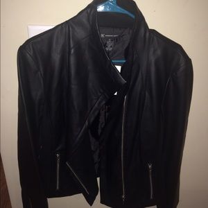 Brand New cropped Leather Jacket!