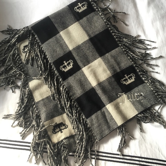 Juicy couture black and white plaid scarf
