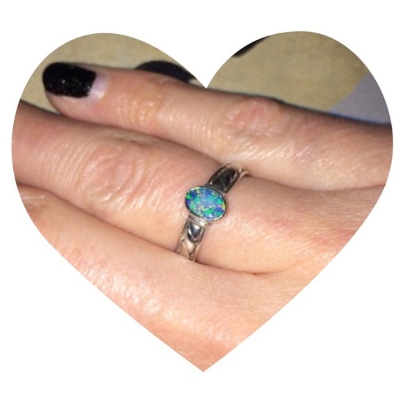 Beautiful Sterling silver & Opal ring 💖✨ - Picture 3 of 4