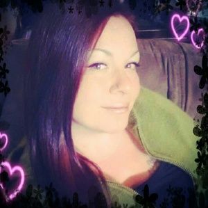 Meet your Posher, Leslie