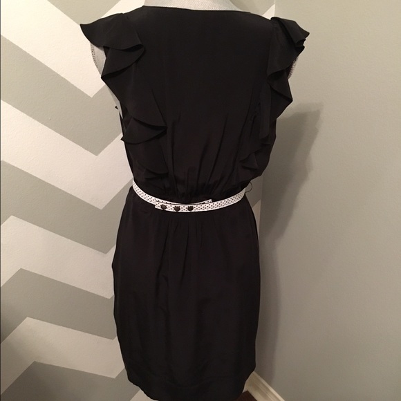 Bebe ruffle dress - Picture 2 of 3