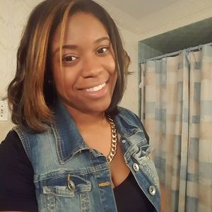 Meet your Posher, Donnesha