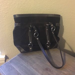 Coach purse with wristlet