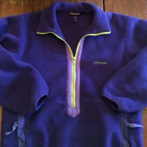 GUC. Patagonia pullover size small.