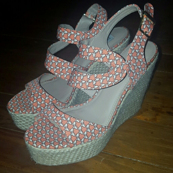 Steve Madden Wedges