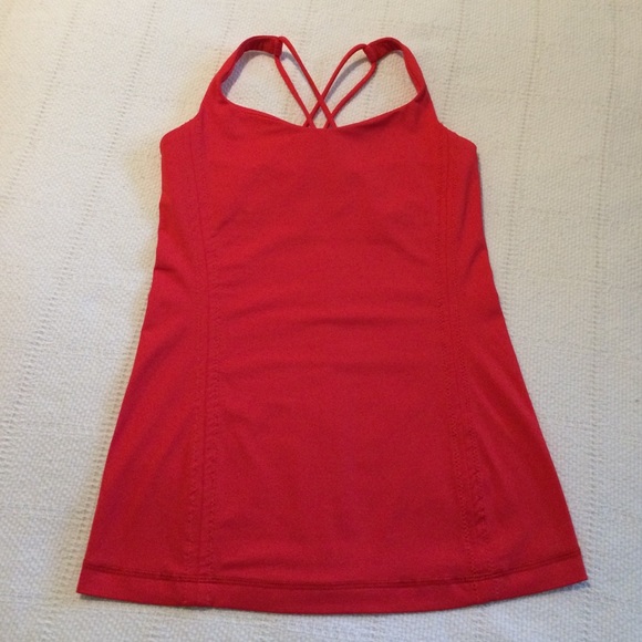 Lululemon Free to Be tank