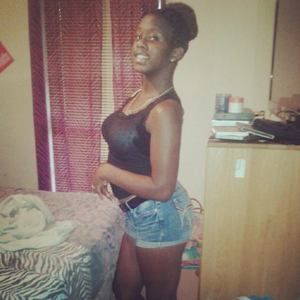 Meet your Posher, Keisha