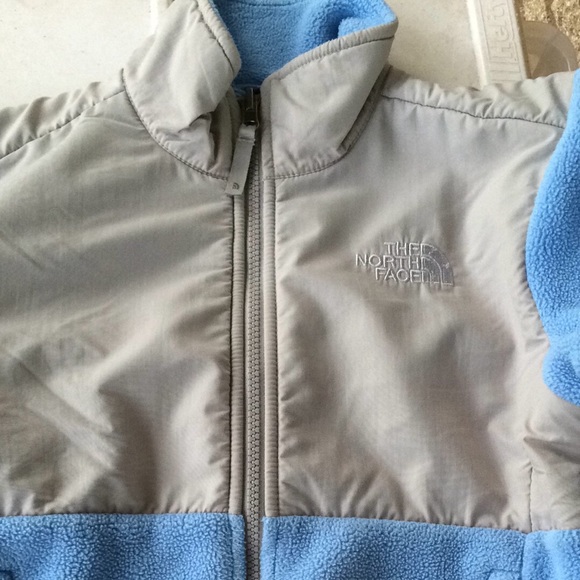 Girls The North Face Denali fleece. Size small