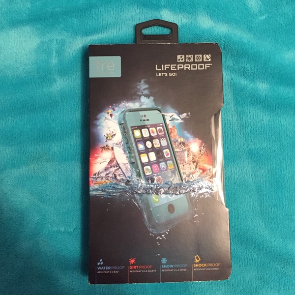 iPhone 5s life proof case