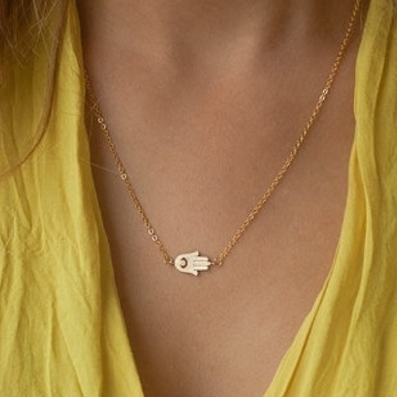 ONE gold LEFT ! Hamsa Hand Necklace Gold/silver - Picture 3 of 4