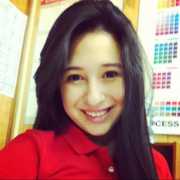 Meet your Posher, Daniela - Picture 1 of 1