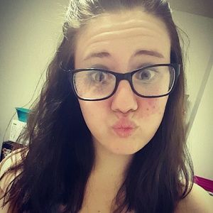 Meet your Posher, Riley