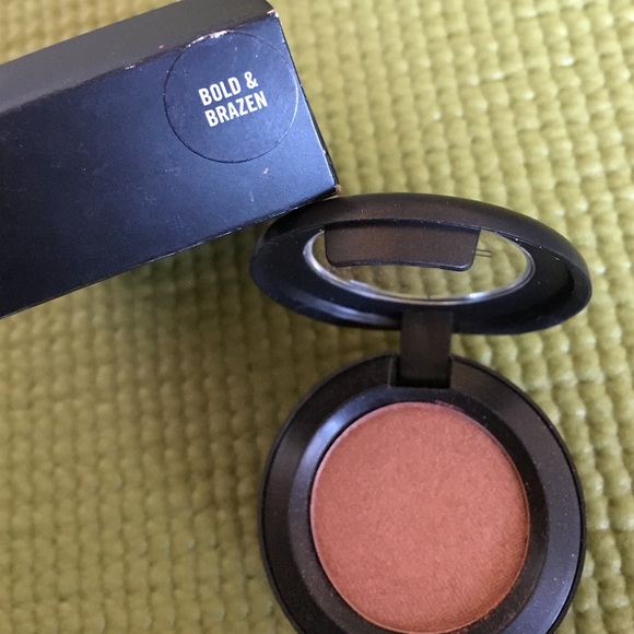Mac eyeshadow