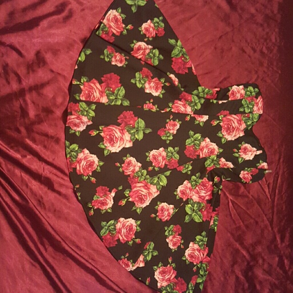 Dress - Picture 1 of 1