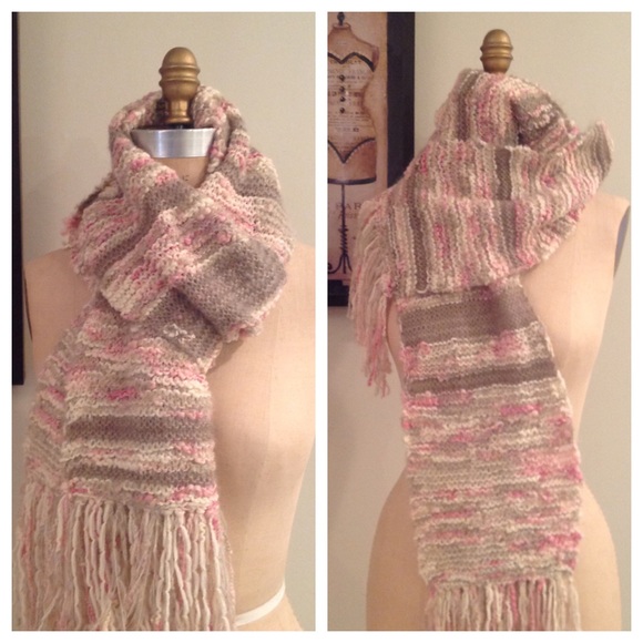 Handknit designed scarf