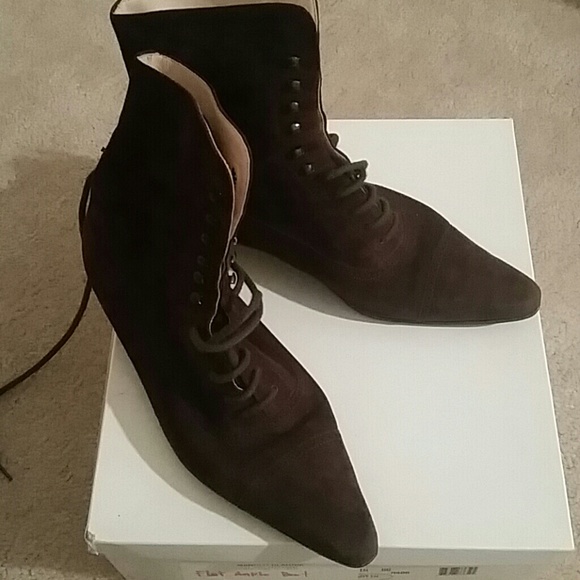 Manolo Blahnik flat ankle boots *FINAL REDUCTION!!