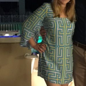 Alice and Trixie Medium 100% silk dress