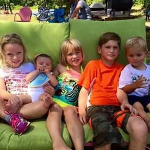 Meet your Posher, Lori