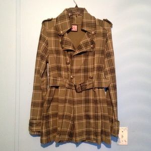 Plaid Green Coat. WILL ACCEPT OFFERS.