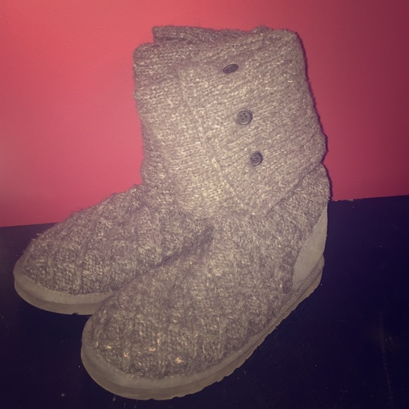 Grey ugg boots!