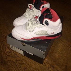 Air Jordan Retro 5 GS SZ 7 Fresh Prince