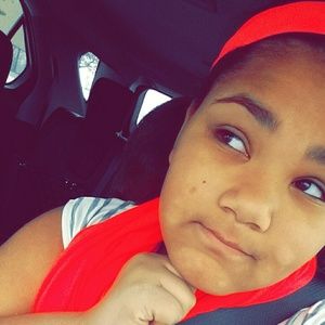 Meet your Posher, Kaleigh