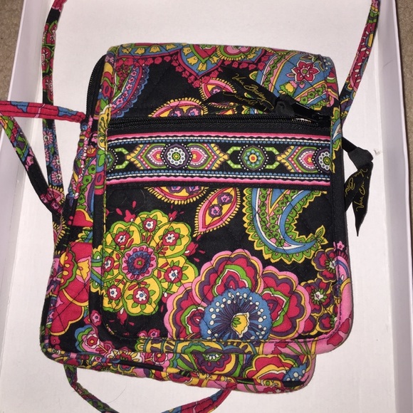 Vera Bradley small cross body