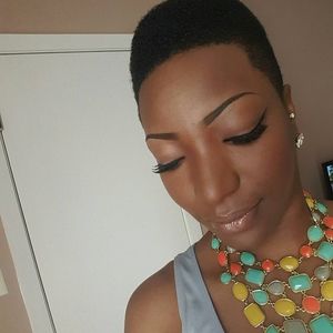 Meet your Posher, Melanie