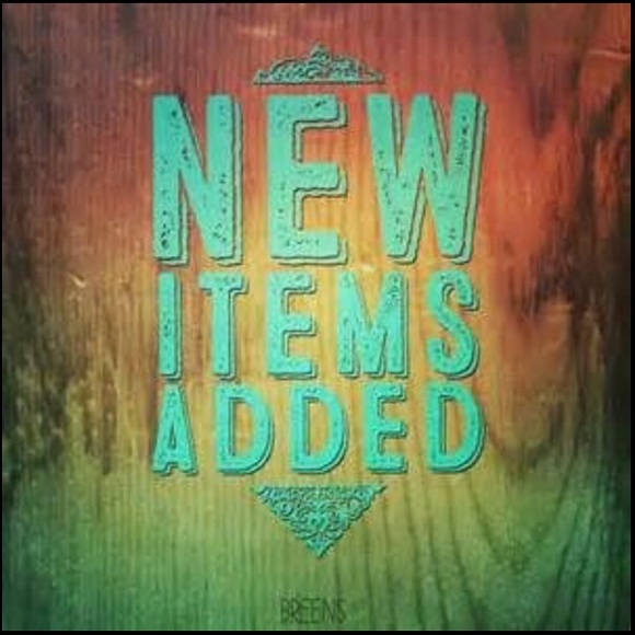 FIRST BUNDLER GETS A PRIZE!!