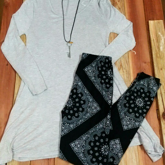 💕💕Brand New "Too Cute" Leggings💕💕