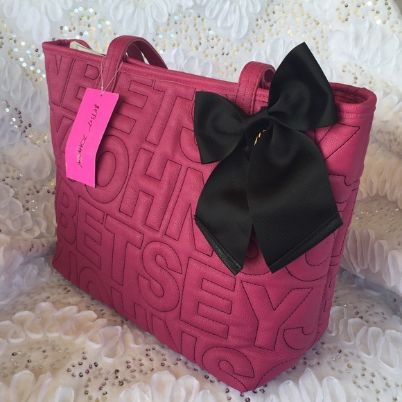 💯% Authentic Ladies Betsey Johnson purse - Picture 2 of 4
