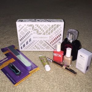 ADDED ITEMS! Beauty bundle!