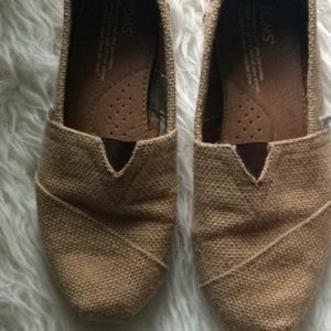 Burlap toms
