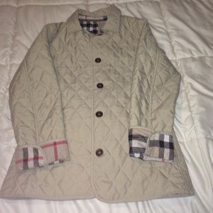Burberry quilted coat, women's small!