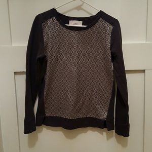 Sweatshirt with beautiful detail on front