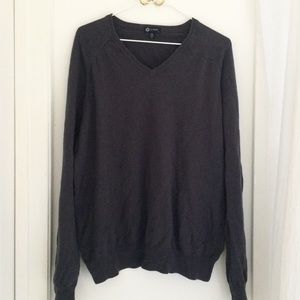 Jcrew Men's V-neck Pullover Sweater