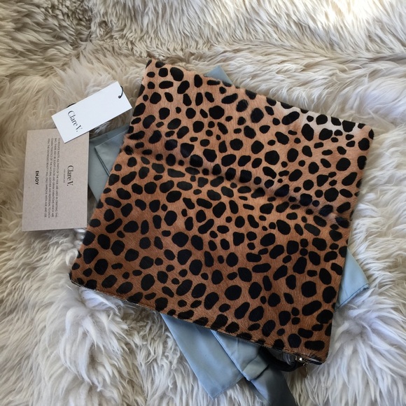 SOLD Clare V. Vivier Leopard Foldover Clutch - Picture 3 of 4