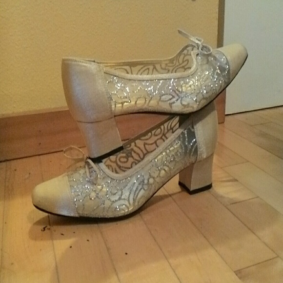 Golden heels