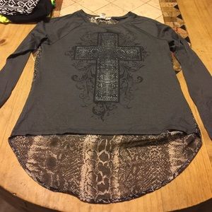 Wound Up High Low shirt